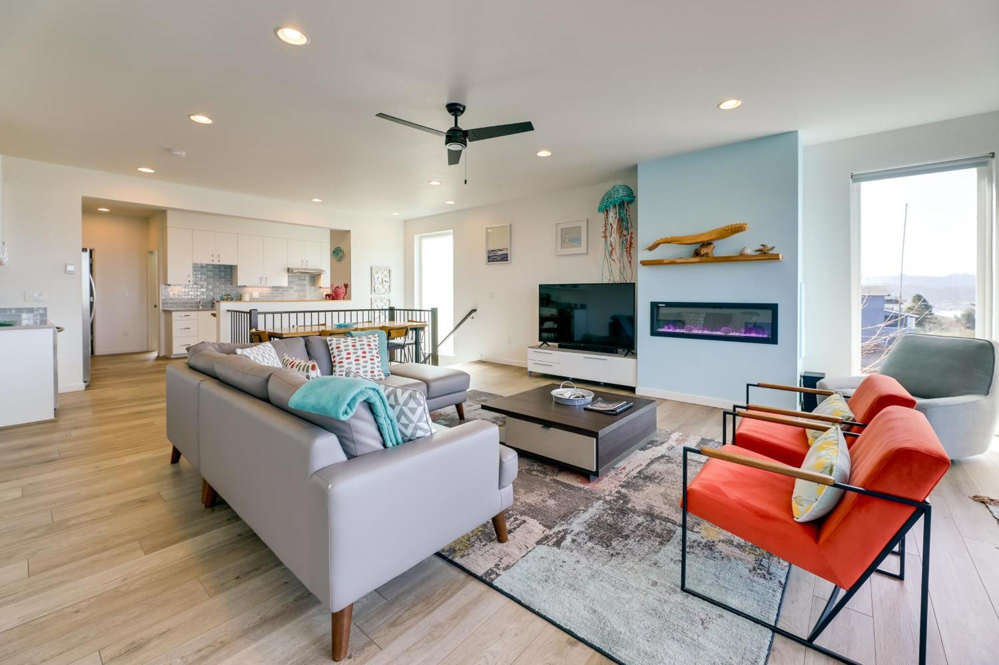 Scenic Depoe Bay Townhome With Deck Less Than 1 Mi To Parks! Ngoại thất bức ảnh